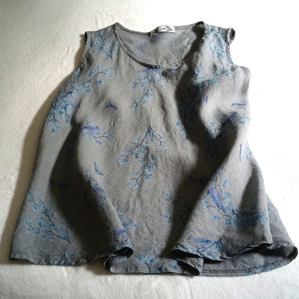 Italian linen blue birds and blossoms and floral tank